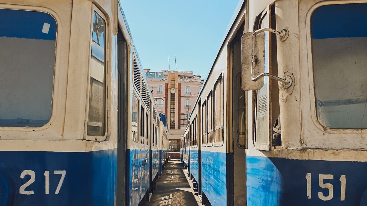 الترام الأزرق يغيب عن الإسكندرية.. والمدينة تسأل عن ذاكرتها